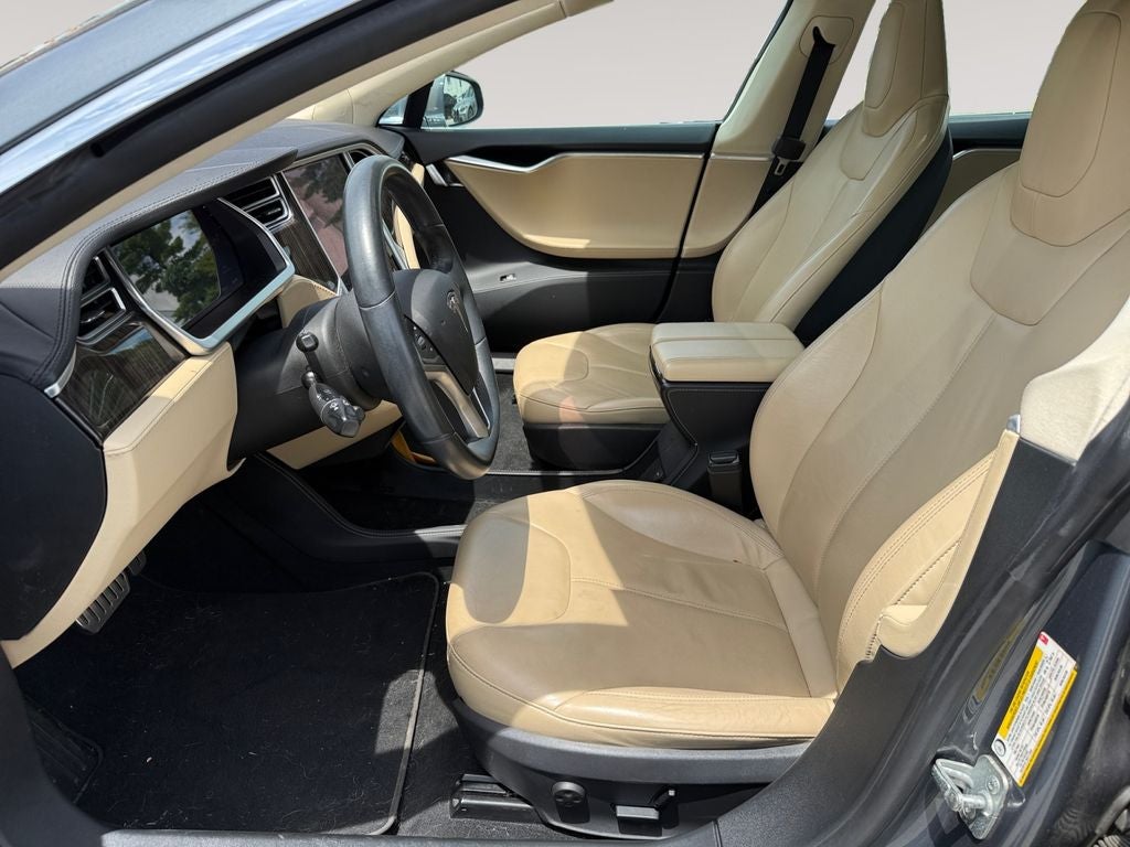 tesla model s 2013 5YJSA1CP2DFP21674 image tesla model s 2013 5YJSA1CP2DFP21674 image
